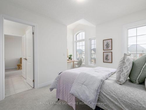 296 Broadacre Dr, Kitchener, ON - Indoor Photo Showing Bedroom