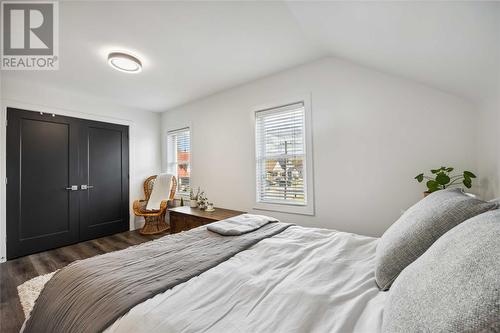 321 Maxwell Street, Sarnia, ON - Indoor Photo Showing Bedroom