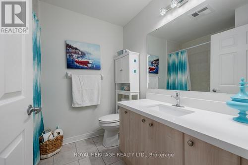 112 - 75 Shipway Avenue, Clarington (Newcastle), ON - Indoor Photo Showing Bathroom