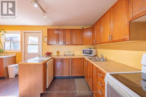 451 Harden Crescent, Cobourg, ON - Indoor Photo Showing Kitchen With Double Sink