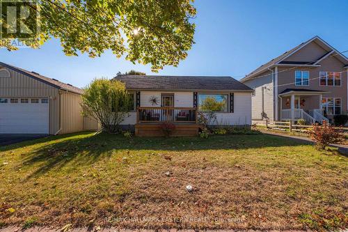 451 Harden Crescent, Cobourg, ON - Outdoor With Deck Patio Veranda