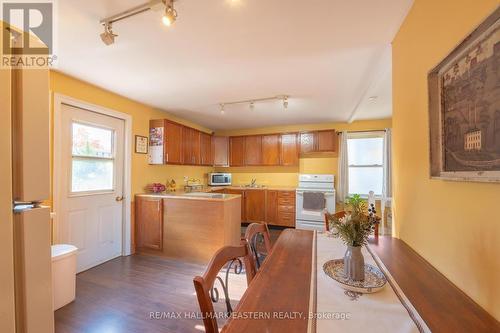 451 Harden Crescent, Cobourg, ON - Indoor Photo Showing Dining Room