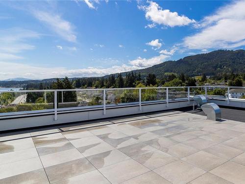 501-201 Dogwood Dr, Ladysmith, BC - Outdoor With View