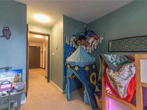 208-585 Dogwood St, Campbell River, BC - Indoor Photo Showing Other Room