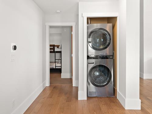 401-5030 Snowbird Way, Big White, BC - Indoor Photo Showing Laundry Room