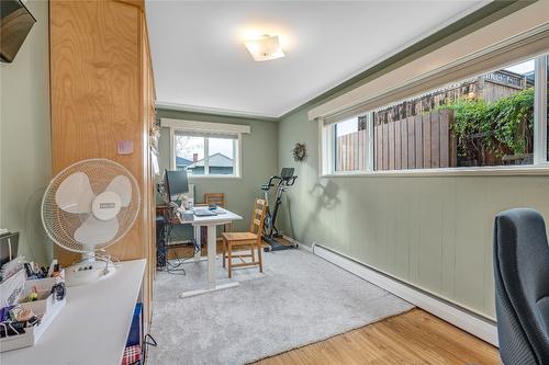 1465 Dartmouth Street, Penticton, BC - Indoor