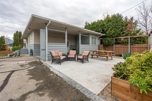 1465 Dartmouth Street, Penticton, BC - Outdoor