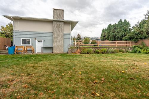 1465 Dartmouth Street, Penticton, BC - Outdoor