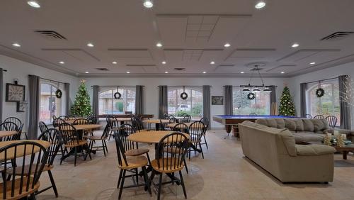 104-1966 Enterprise Way, Kelowna, BC - Indoor Photo Showing Dining Room