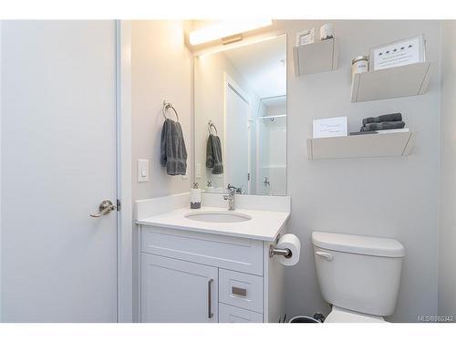 407-2843 Jacklin Rd, Langford, BC - Indoor Photo Showing Bathroom