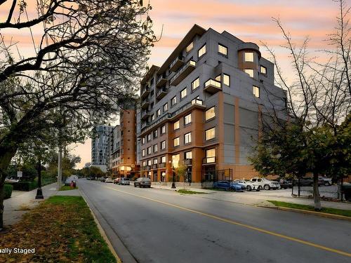 626-1029 View St, Victoria, BC - Outdoor With Facade