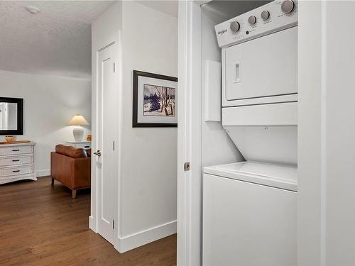 116-9 Adams Rd, Campbell River, BC - Indoor Photo Showing Laundry Room