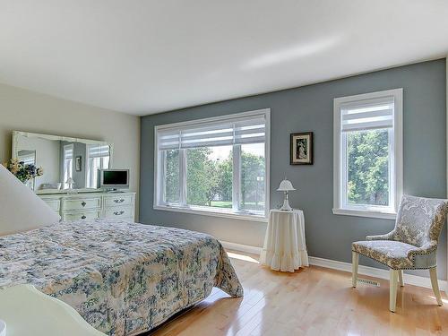 Master bedroom - 560 Rue Duquesne, Saint-Bruno-De-Montarville, QC - Indoor Photo Showing Bedroom