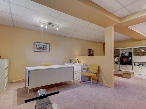 Family room - 560 Rue Duquesne, Saint-Bruno-De-Montarville, QC - Indoor