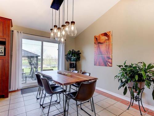 Dining room - 1081 Tsse Bellevue, Saint-Valérien-De-Milton, QC - Indoor Photo Showing Dining Room