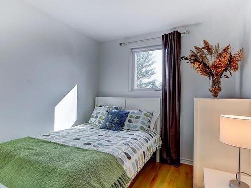 Bedroom - 1081 Tsse Bellevue, Saint-Valérien-De-Milton, QC - Indoor Photo Showing Bedroom