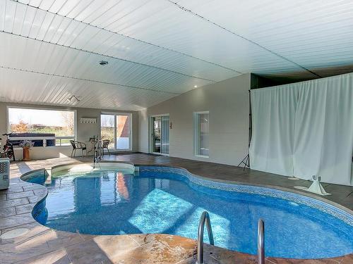 Pool - 1081 Tsse Bellevue, Saint-Valérien-De-Milton, QC - Indoor Photo Showing Other Room With In Ground Pool