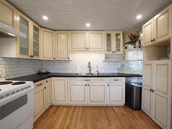 Kitchen - 