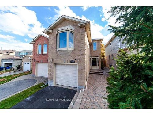 1609 Gandalf Crt, Pickering, ON - Outdoor With Facade