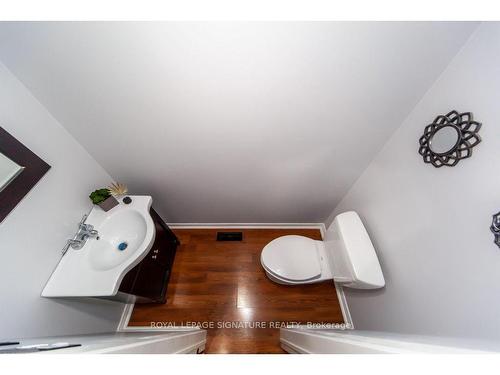 1609 Gandalf Crt, Pickering, ON - Indoor Photo Showing Bathroom