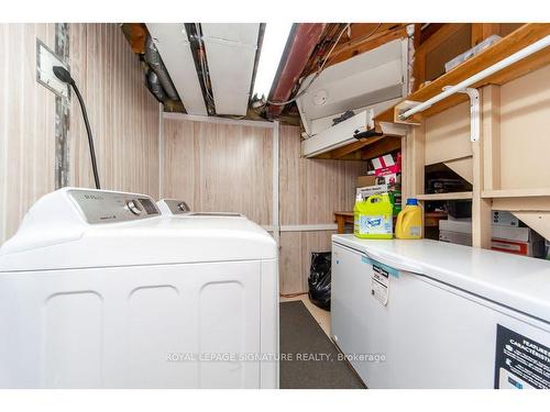 1609 Gandalf Crt, Pickering, ON - Indoor Photo Showing Laundry Room