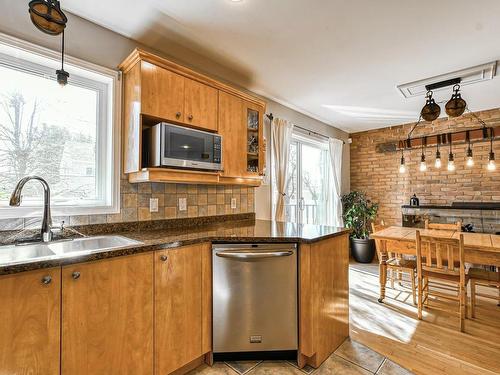 Kitchen - 17750 Rue Notre-Dame, Mirabel, QC - Indoor Photo Showing Kitchen With Double Sink