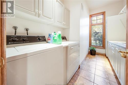 12675 Bellaire Woods Drive, Maidstone, ON - Indoor Photo Showing Laundry Room