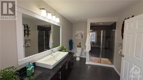 Ensuite - 755 Oakglade Avenue, Kanata, ON - Indoor Photo Showing Bathroom