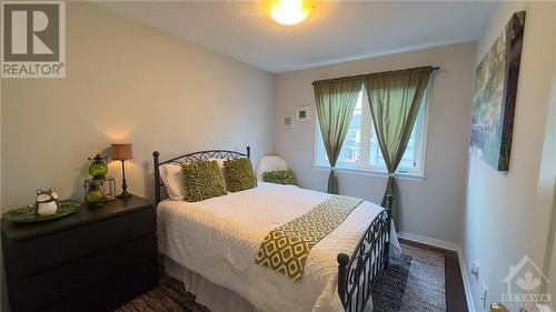 755 Oakglade Avenue, Kanata, ON - Indoor Photo Showing Bedroom