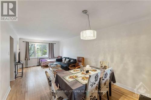 220 Westhaven Crescent, Ottawa, ON - Indoor Photo Showing Dining Room