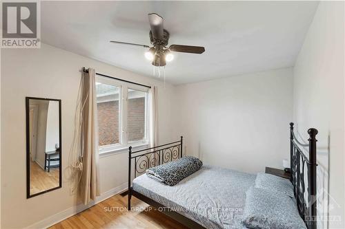 220 Westhaven Crescent, Ottawa, ON - Indoor Photo Showing Bedroom