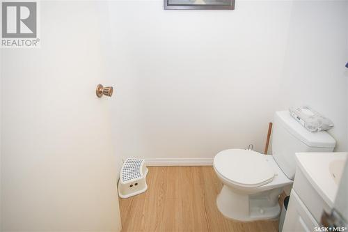 2 331 Pendygrasse Road, Saskatoon, SK - Indoor Photo Showing Bathroom