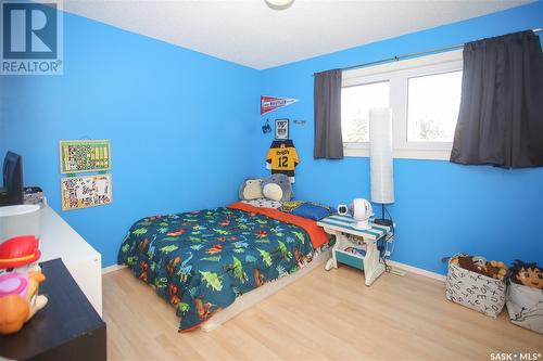 2 331 Pendygrasse Road, Saskatoon, SK - Indoor Photo Showing Bedroom