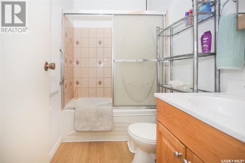 2 331 Pendygrasse Road, Saskatoon, SK - Indoor Photo Showing Bathroom