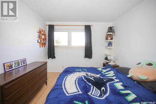 2 331 Pendygrasse Road, Saskatoon, SK - Indoor Photo Showing Bedroom