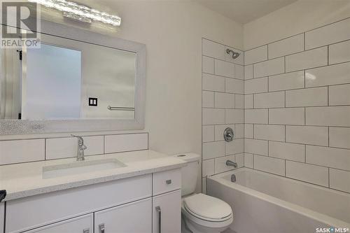 78 Deergrove Crescent, Regina, SK - Indoor Photo Showing Bathroom