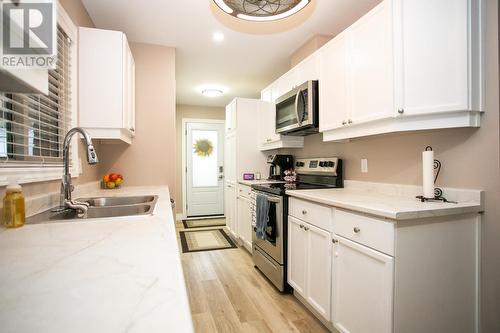 53 Broadview Dr, Sault Ste. Marie, ON - Indoor Photo Showing Kitchen With Double Sink