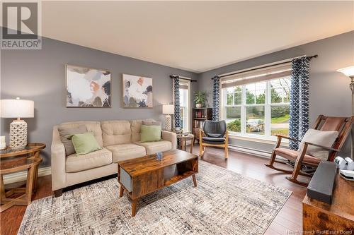 762 Dover Road, Dieppe, NB - Indoor Photo Showing Living Room