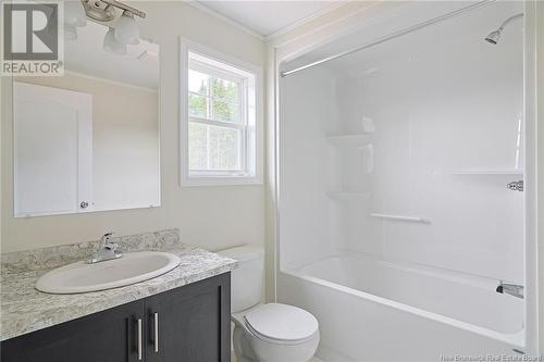 20 Fearneley, Fredericton, NB - Indoor Photo Showing Bathroom