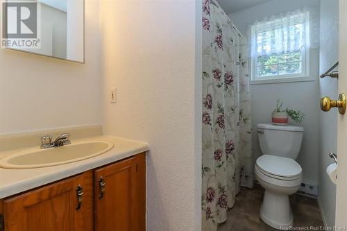 85 Mcleod Road, Saint John, NB - Indoor Photo Showing Bathroom