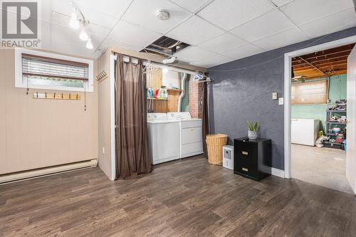 11 Pleasantville Avenue, St. John'S, NL - Indoor Photo Showing Laundry Room