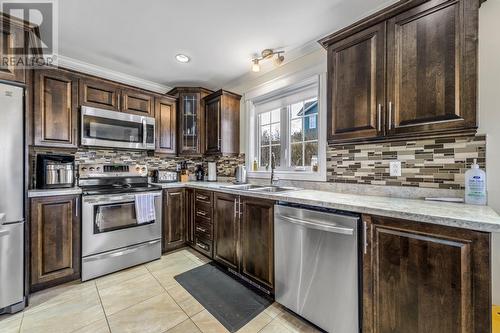 64 Solomon Close, Bay Bulls, NL - Indoor Photo Showing Kitchen With Double Sink