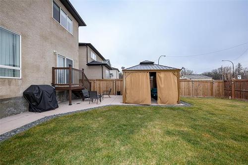 15 Dedrick Bay, Winnipeg, MB 