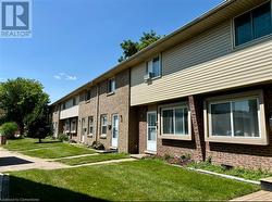 293 FAIRWAY Road N Unit# 26  Kitchener, ON N2A 2P1