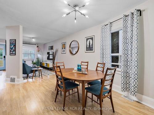 391 Kingston Rd, Toronto, ON - Indoor Photo Showing Dining Room