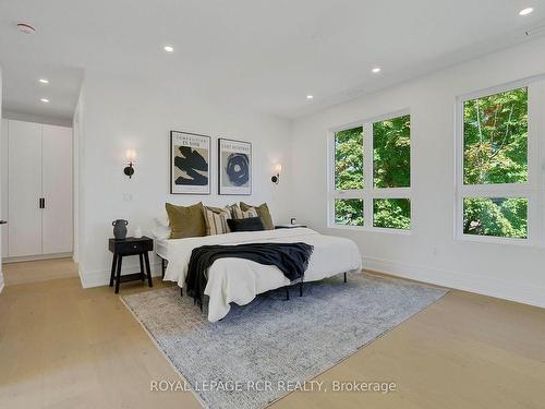 35 Second St, Orangeville, ON - Indoor Photo Showing Bedroom