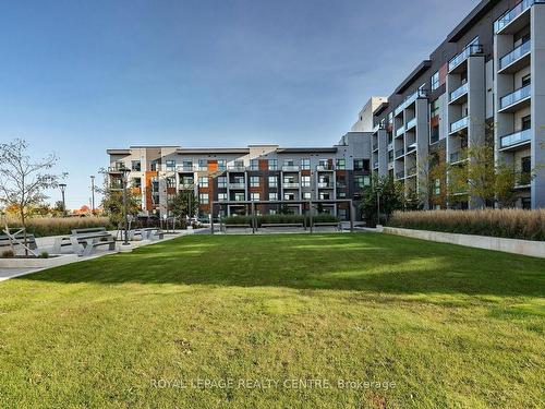 612-95 Dundas St W, Oakville, ON - Outdoor With Balcony