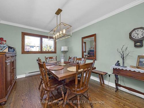 36 Cavendish Cres, Brampton, ON - Indoor Photo Showing Dining Room