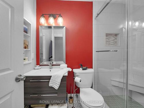 36 Cavendish Cres, Brampton, ON - Indoor Photo Showing Bathroom