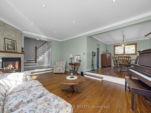 36 Cavendish Cres, Brampton, ON - Indoor Photo Showing Living Room With Fireplace